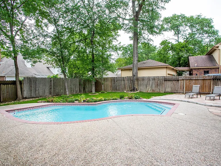 95 Rush Haven Dr — Photo 13