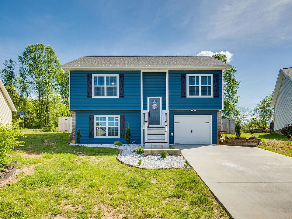 1091 Snowden Ter, Johnson City, TN 37601 Zillow
