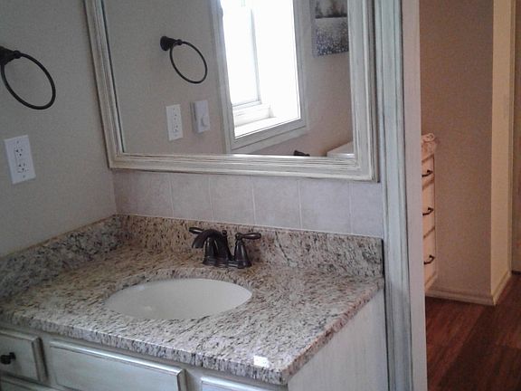 Bathroom vanity