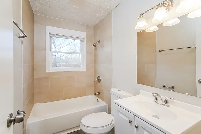 4214 N Whittier Pl — Photo 8