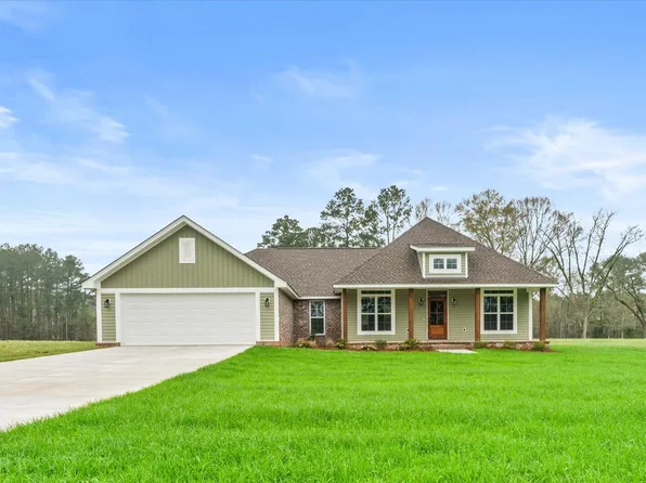 165 1st East St, Sumrall, MS 39482