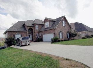 10356 Laurel Pointe Ln, Knoxville, TN 37931