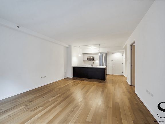 4th image of 311 E 11th St #2C