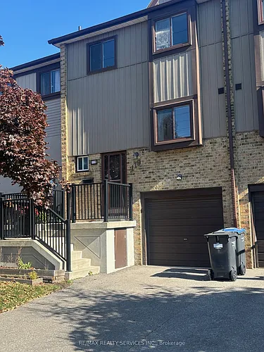 119 Moregate Cres Photo 1