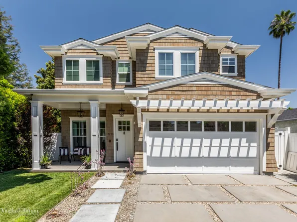 15159 Camarillo St, Sherman Oaks, CA 91403