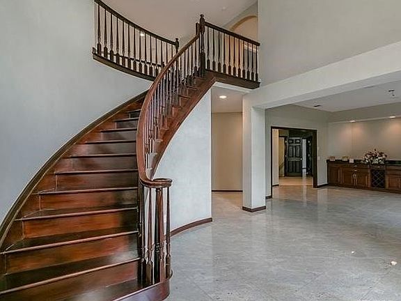 3rd image of 28 Cobbler Ln