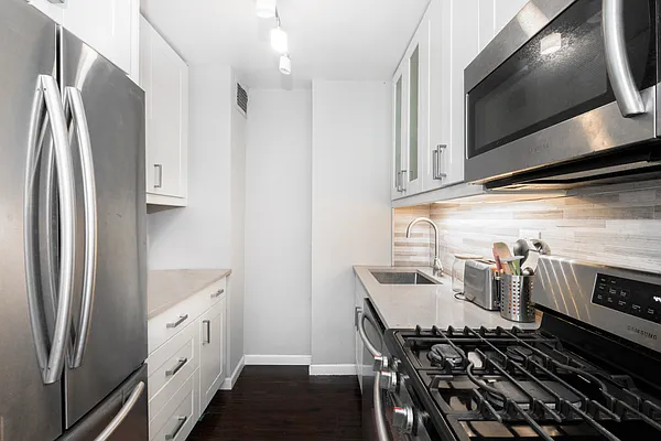 Rented by Compass | media 5