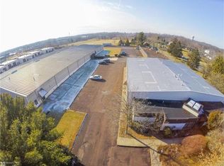 590 California Rd, Quakertown, PA 18951