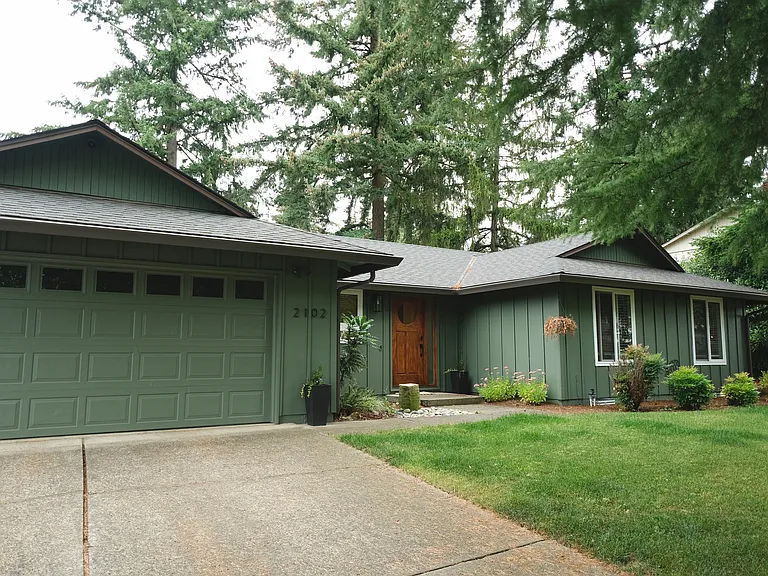 2102 SE 134th Ave — Photo 1