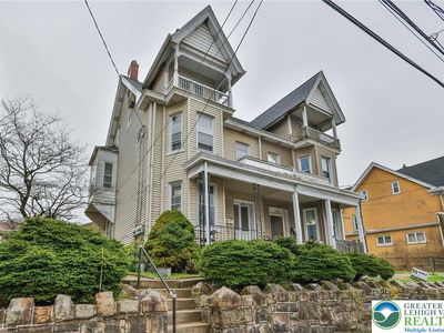 1108 Broadway Ave, Fountain Hill, PA, 18015