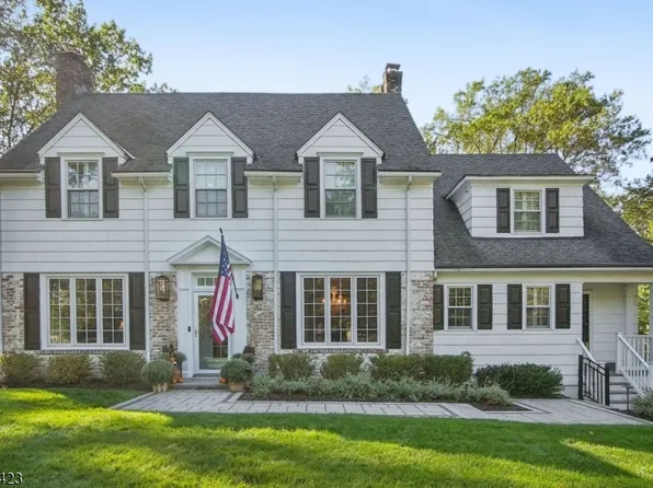 30 Wildwood Ln, Summit City, NJ 07901
