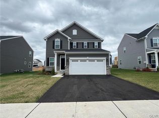 815 Blackheath Ln N, Catasauqua, PA 18032