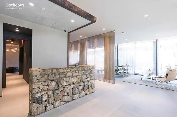 Rented by Sotheby's International Realty | media 40