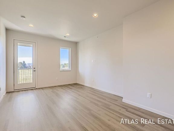 2nd image of 3830 N Olive St #204