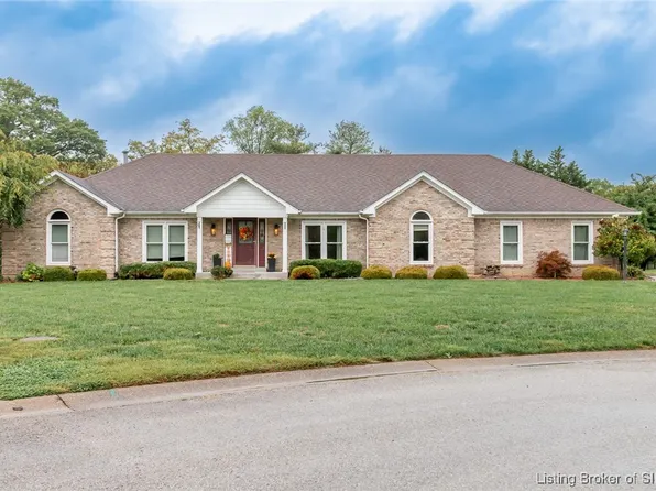 1111 Teal Ridge Court, New Albany, IN 47150