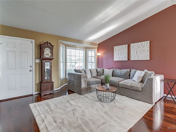 5th image of 1121 Durley Ct
