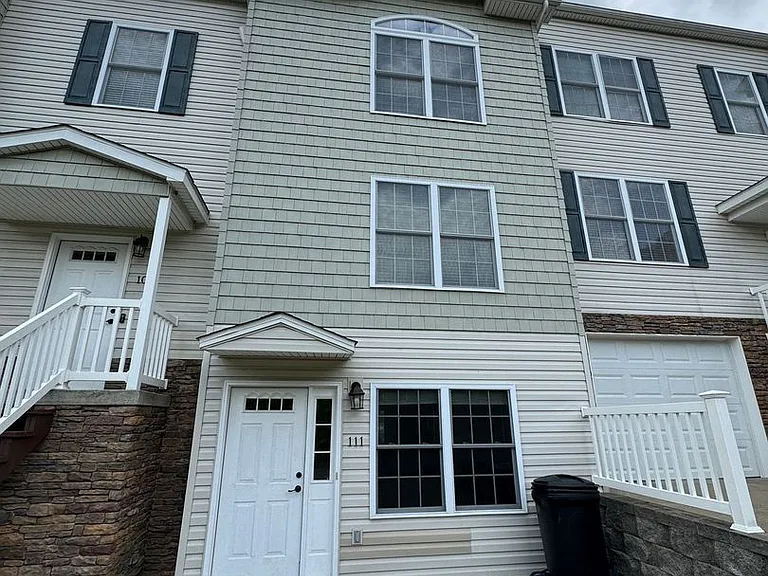 111 Butler Dr — Photo 25