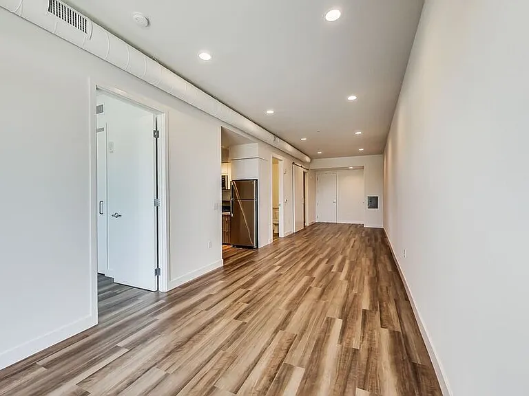 950 Lofts — Photo 68