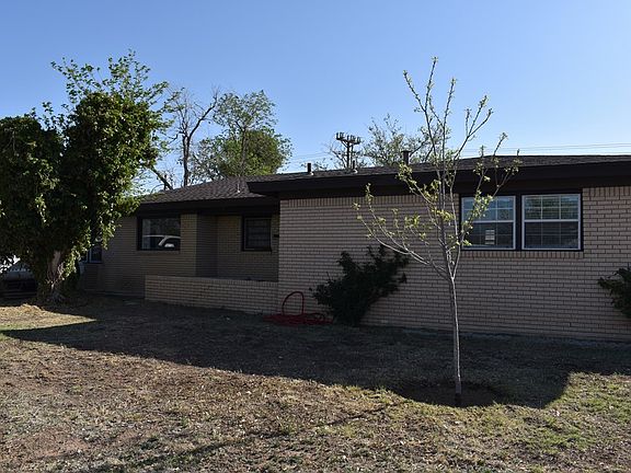 2nd image of 2512 Redbud Ave