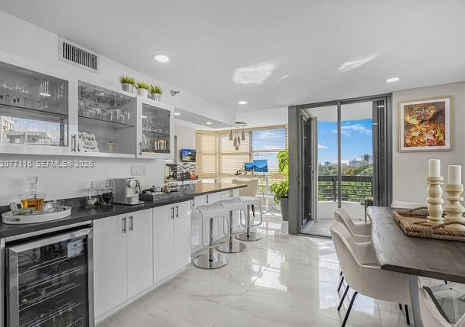 3500 Mystic Pointe Dr cu-604, Aventura, FL 33180 — Photo 1