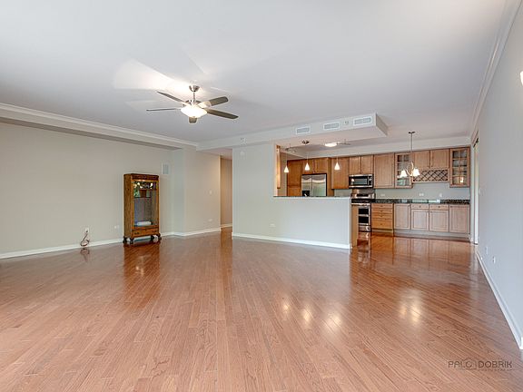 3rd image of 425 Benjamin Dr APT 208