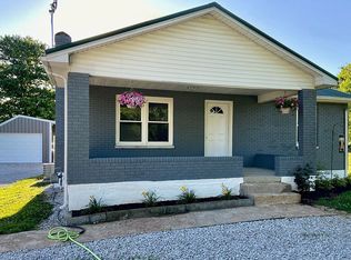 2745 Greensburg Rd, Buffalo, KY 42716