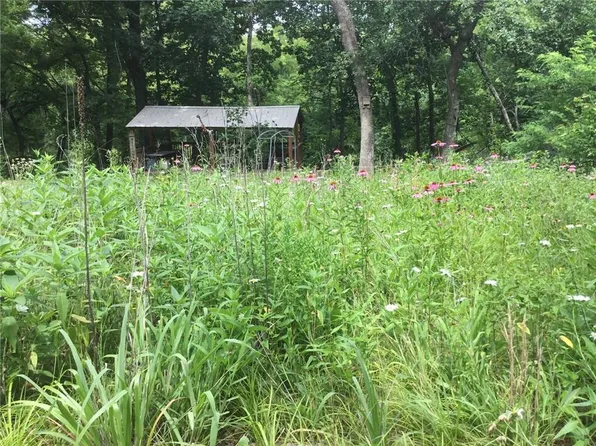 151 Saint, Eudora, KS 66025