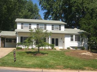 11723 Greenlane Dr, Potomac, MD 20854