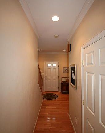 4th image of 901 Riverdale Cir
