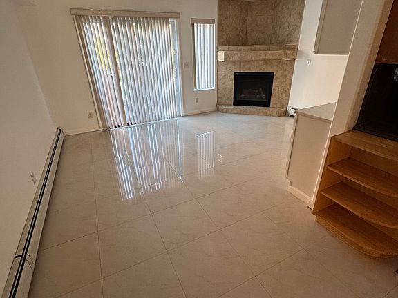 4th image of 15 Chesterfield Ln #2