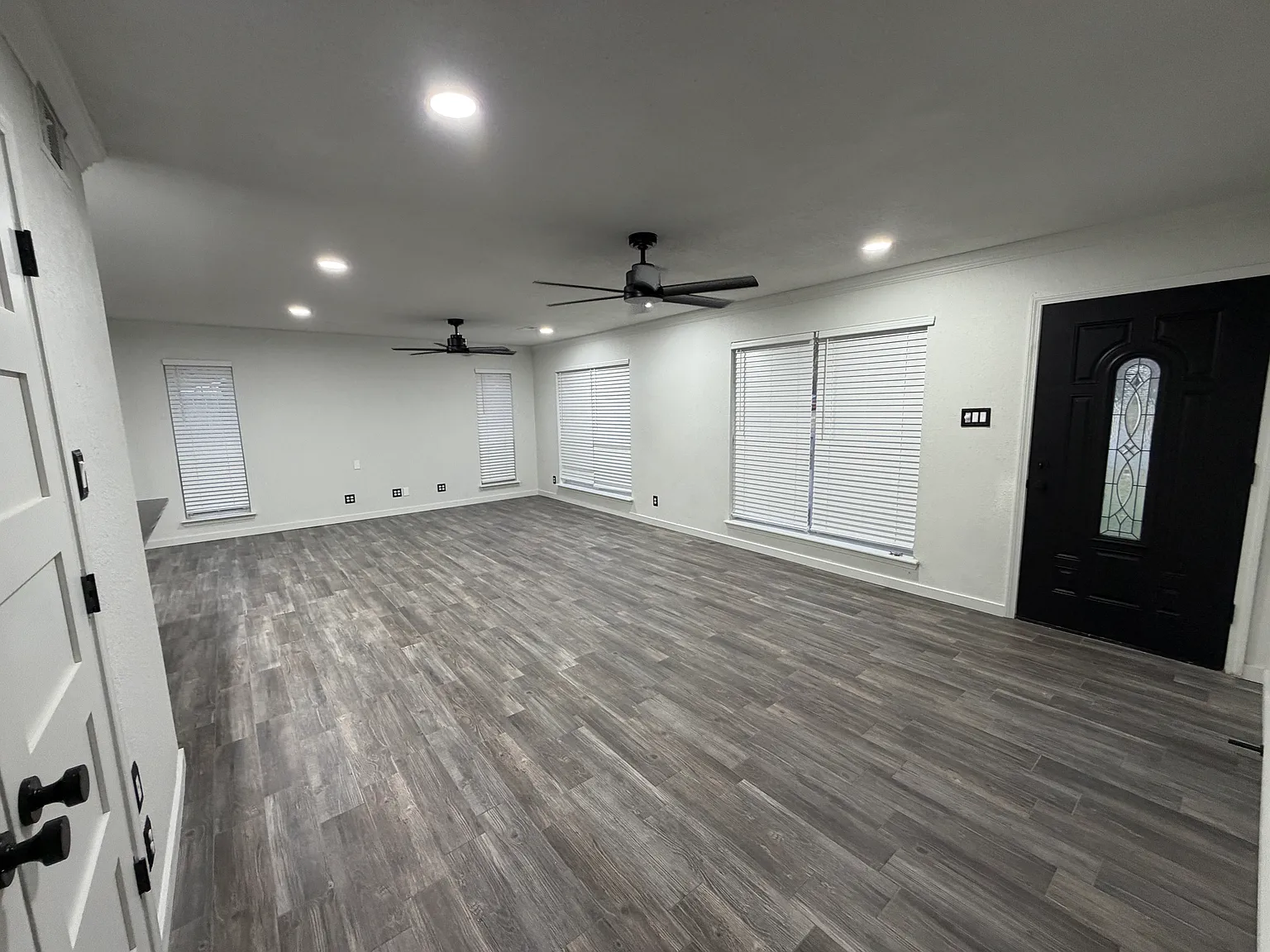 3 bed, 1405 sqft, $1,395 — Photo 3