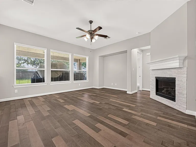 11611 Arbirlot Dr — Photo 14