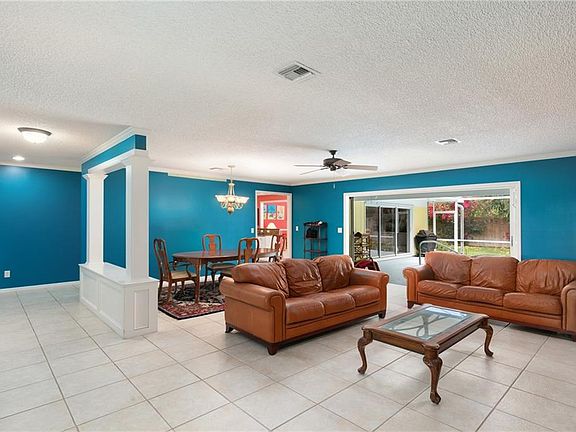5th image of 1430 Treasure Cove Ln