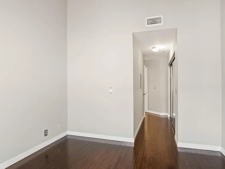 501 E Del Mar Blvd #311 — Photo 16