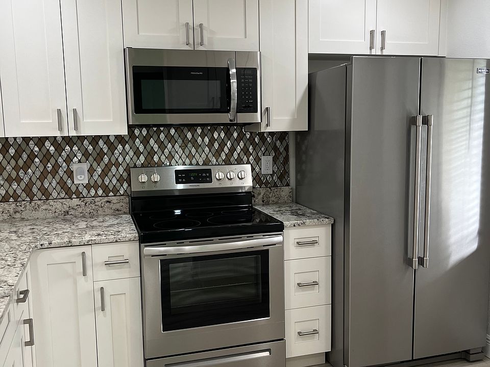 1st image of 2555 Royal Pines Cir APT F