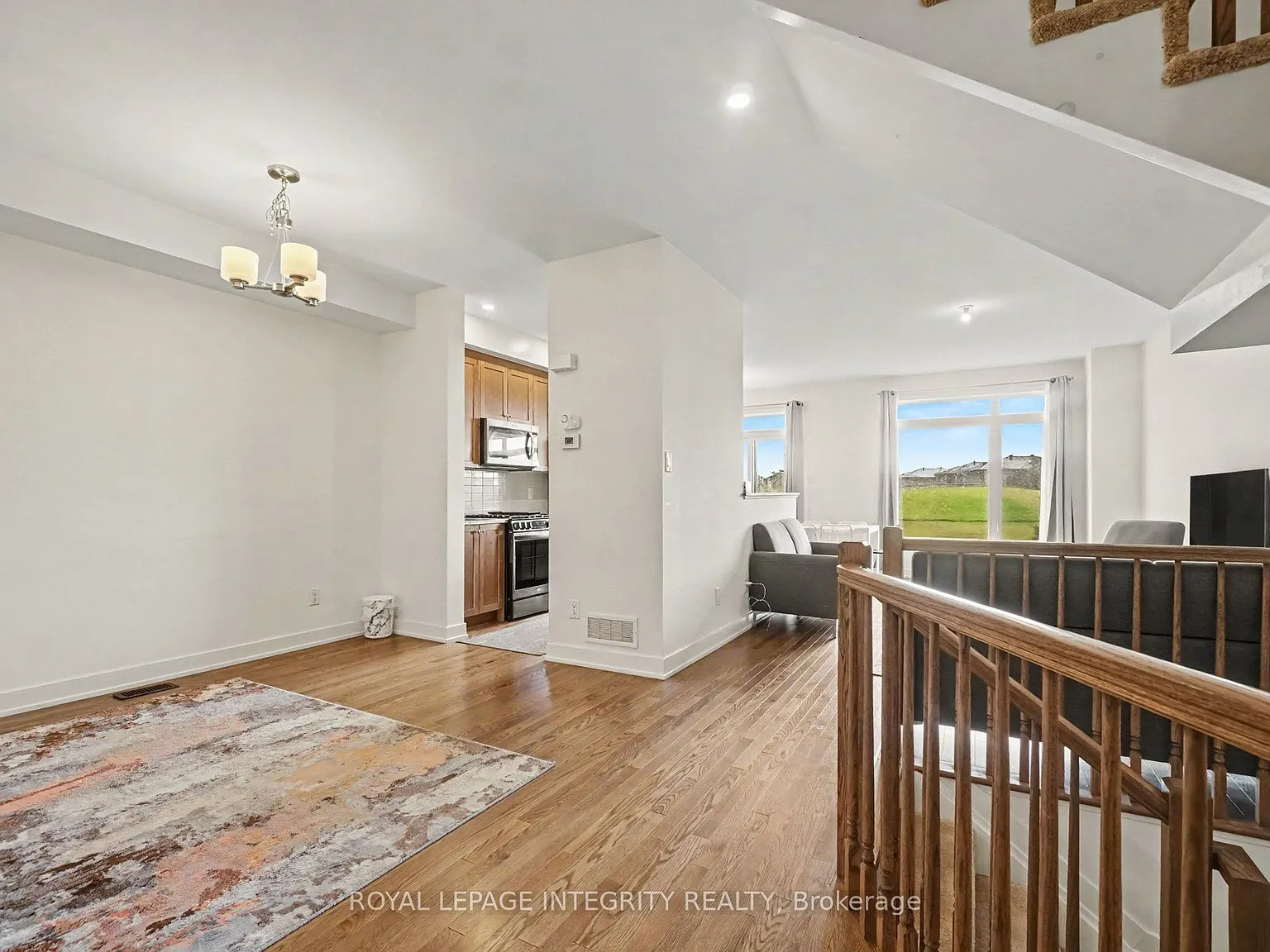 3 bed, $2,800 — Photo 2