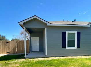 1227 Jefferson Ave UNIT A, Seguin, TX 78155