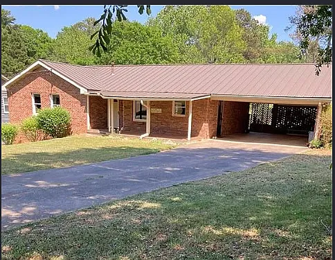3 bed, 1550 sqft, $2,300 — Photo 1