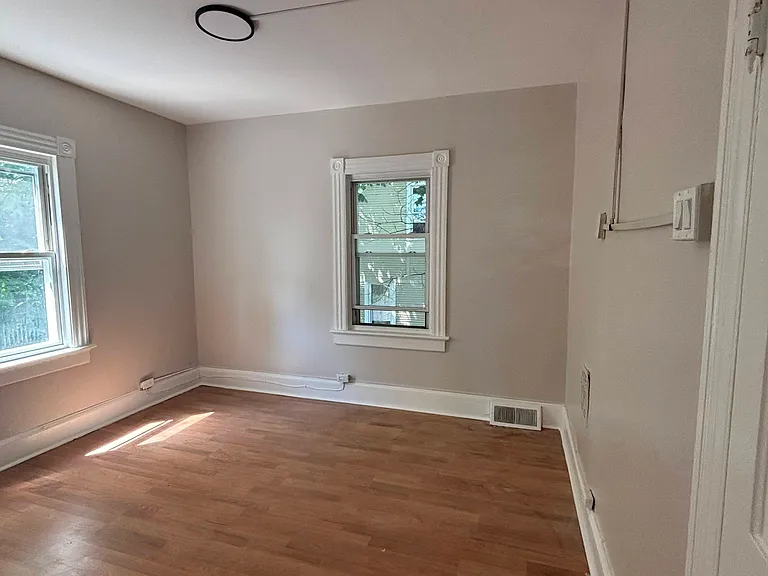 57 Ridgewood St #1 — Photo 10