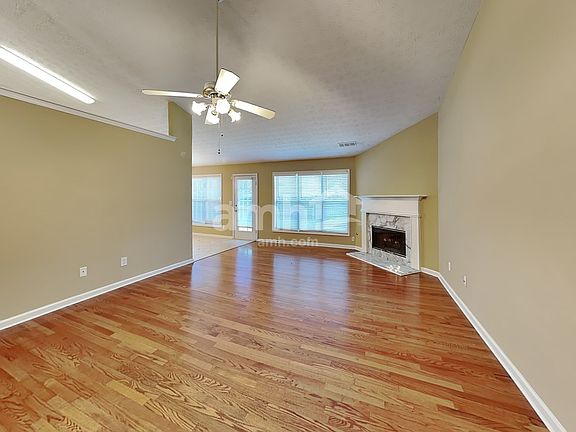 2nd image of 3668 Jackson Bluff Dr