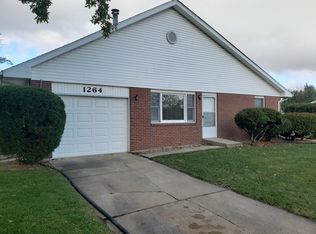 1264 Deerpath Dr, Morris, IL 60450