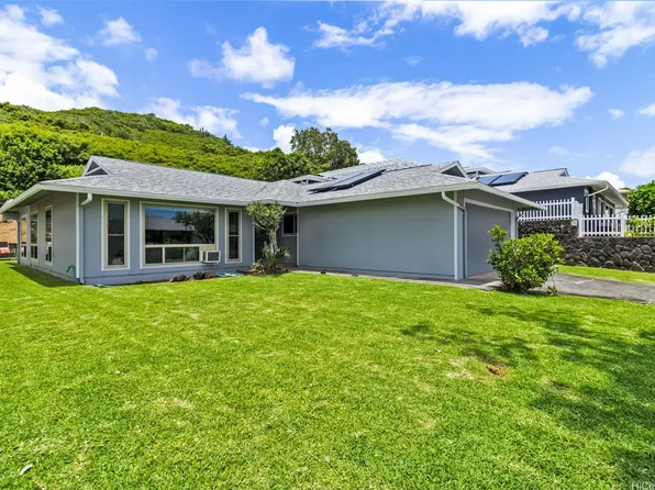 1263 Akiahala St, Kailua, HI 96734