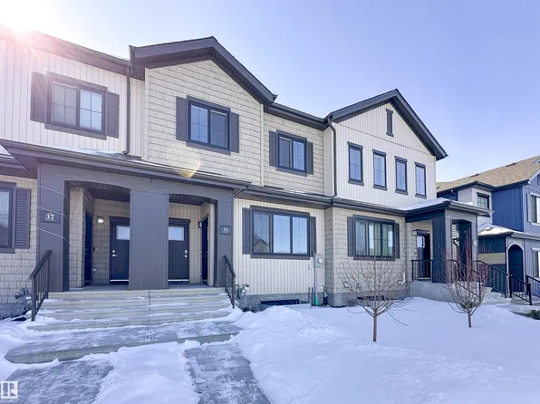 35 Chelles Wynd, Saint Albert, AB T8T 2C2