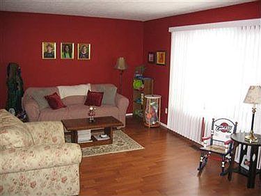 4th image of 8183 Stuart Ct