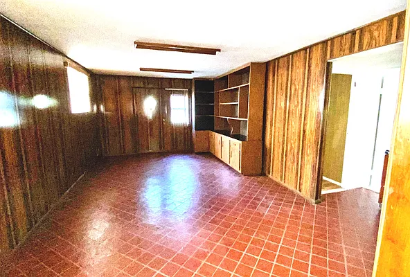 Sold by Korr Realty | media 44