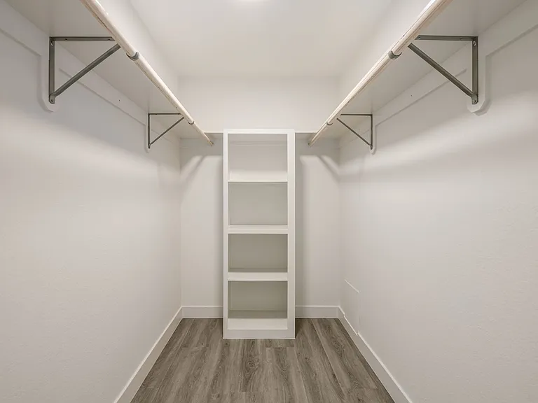 MC 6861 Sepulveda Properties, LLC — Photo 37