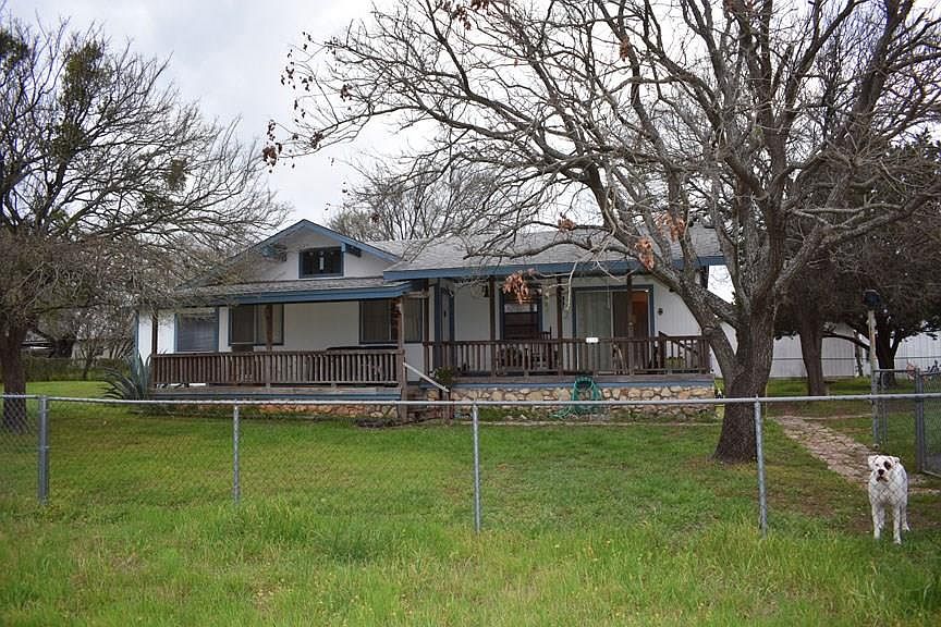1st image of 209 Vera Dr