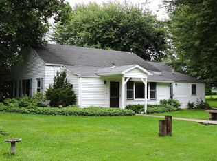 8695 E Lake Rd, Erie, PA 16511