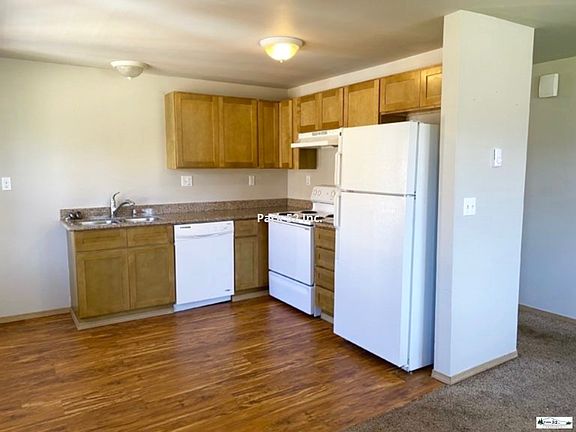 2nd image of 3329 S Asotin St #D