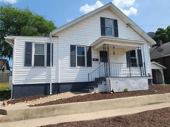 1216 Oak St, Chester, IL 62233